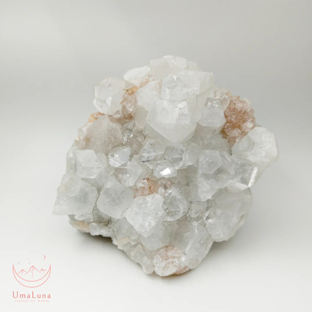 Apophyllite brute de 2150 grammes